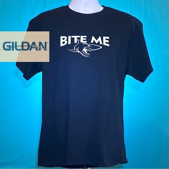 NEW TSHIRT Bite Me Shark funny t-shirt Tee Black - Picture 1 of 3